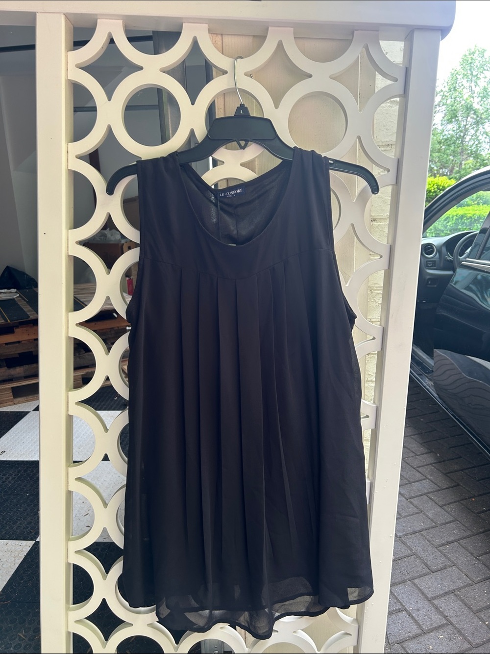 Black Pleated Sleeveless Tank Top